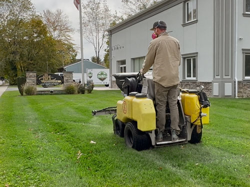Elite Turf Management LLC | Weed Control, Lawn Fertilizing, Overseeding, Aeration | South Jersey